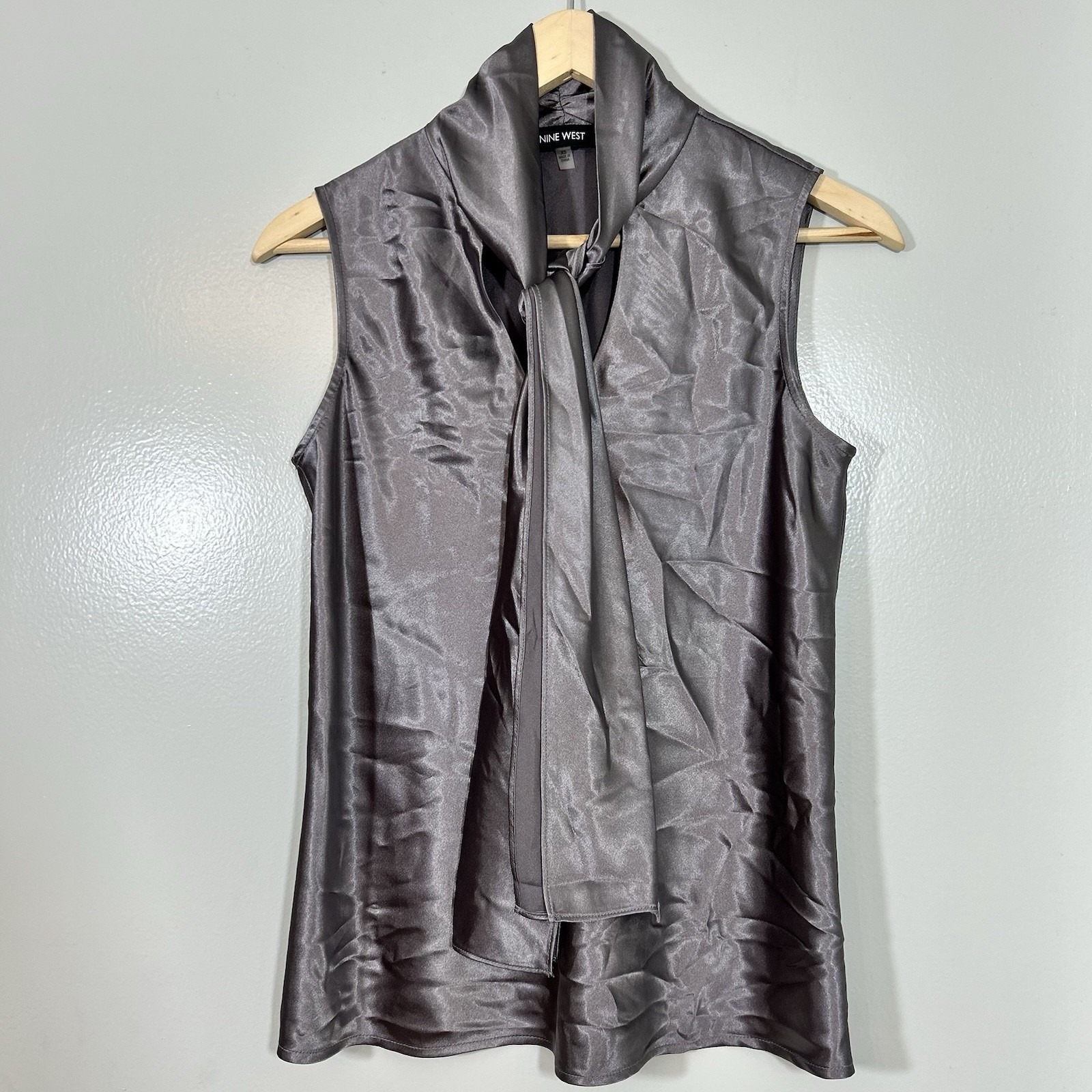 Nine West Blouse Women's Xs Gray Liquid Satin Tie Neck Classic Dressy Work Wear